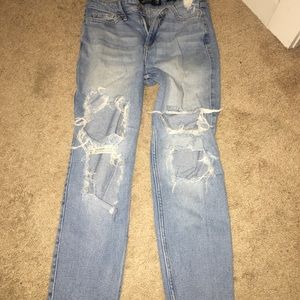 Hollister Ripped jeans